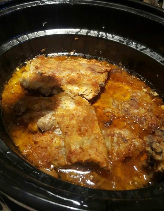 Ribs in slow cooker